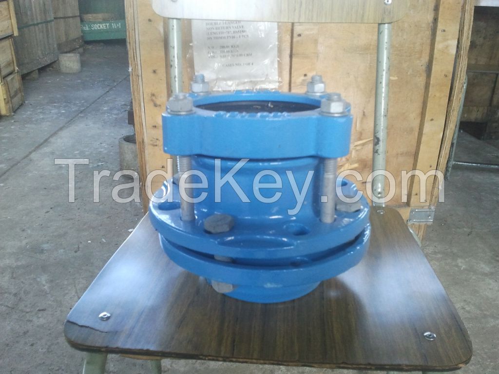 Ductile iron universal coupling