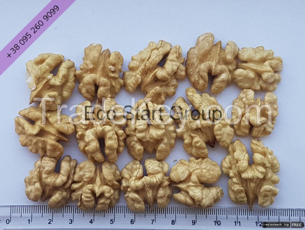 Walnut Kernels. Extra Light Halves (80%)