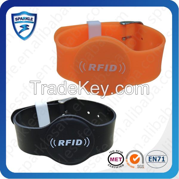 Disposable silicone RFID wristband