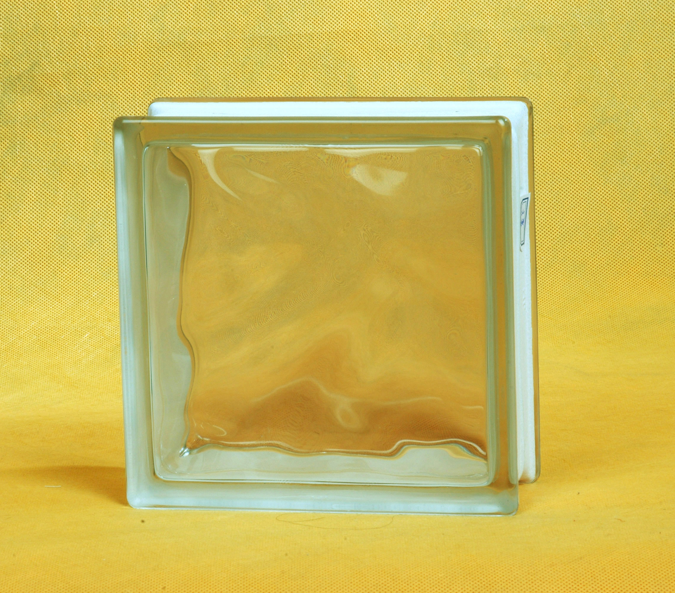 Cloudy pattern glass block