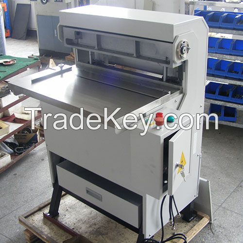 Heavy Duty Paper Punching Machine