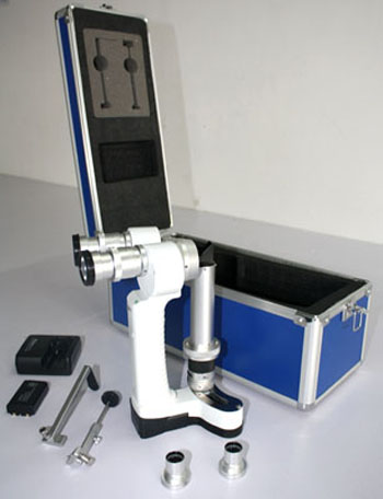 portable slit lamp