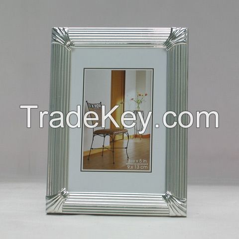 Gold metal picture frames (special size acceptable) Item No.:513 