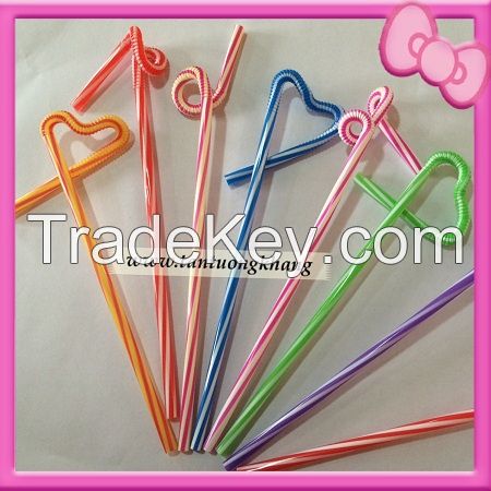 Plastic drinking straw