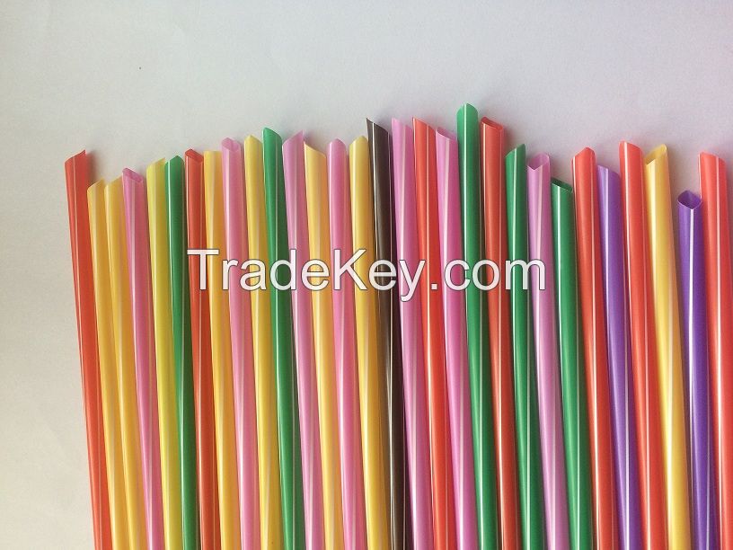 Plastic drinking straw