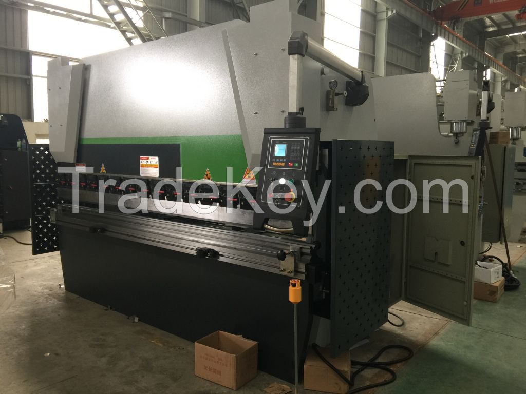 Hot!!! High Quality Hydraulic Press Brake (WC67Y)