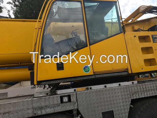 Demag C120