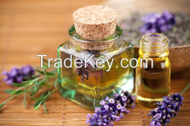 LAVENDER ESSENTIAL OIL