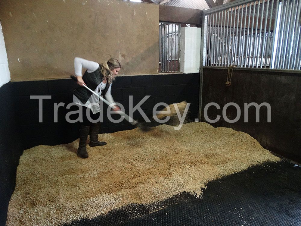 Horse Bedding Wood Pellet Starter Kit