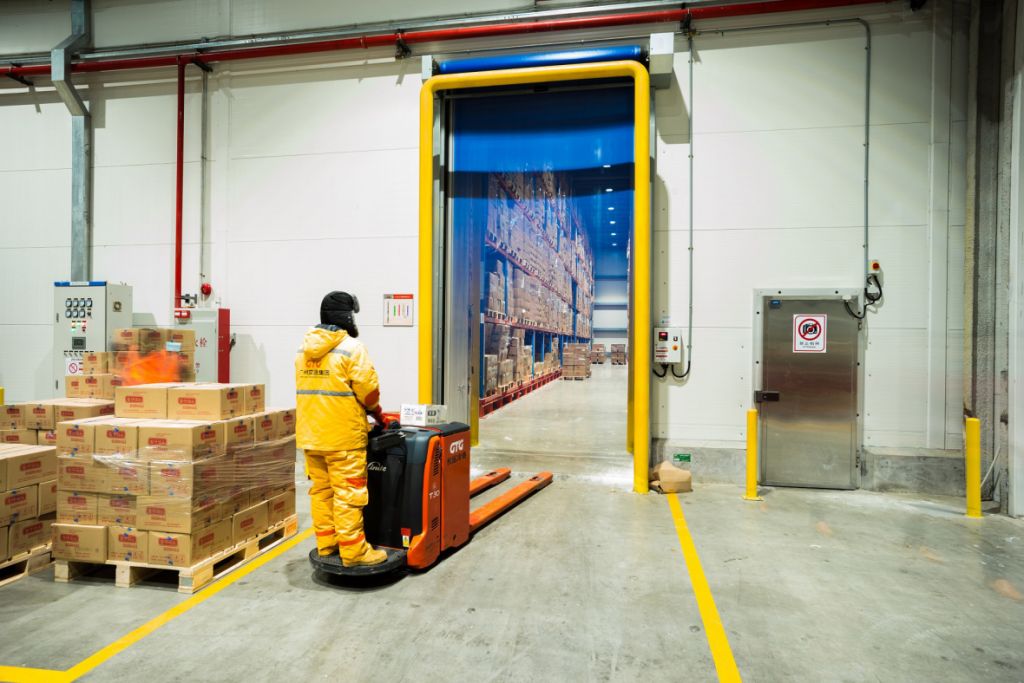 High speed cold storage door