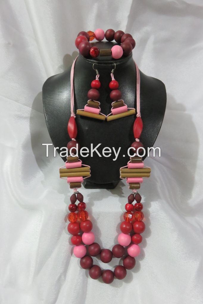 LCS-170055=A Set of 27.5 inches Necklace, 7 inches Garter Bracelet and Dangle Hook Earrings