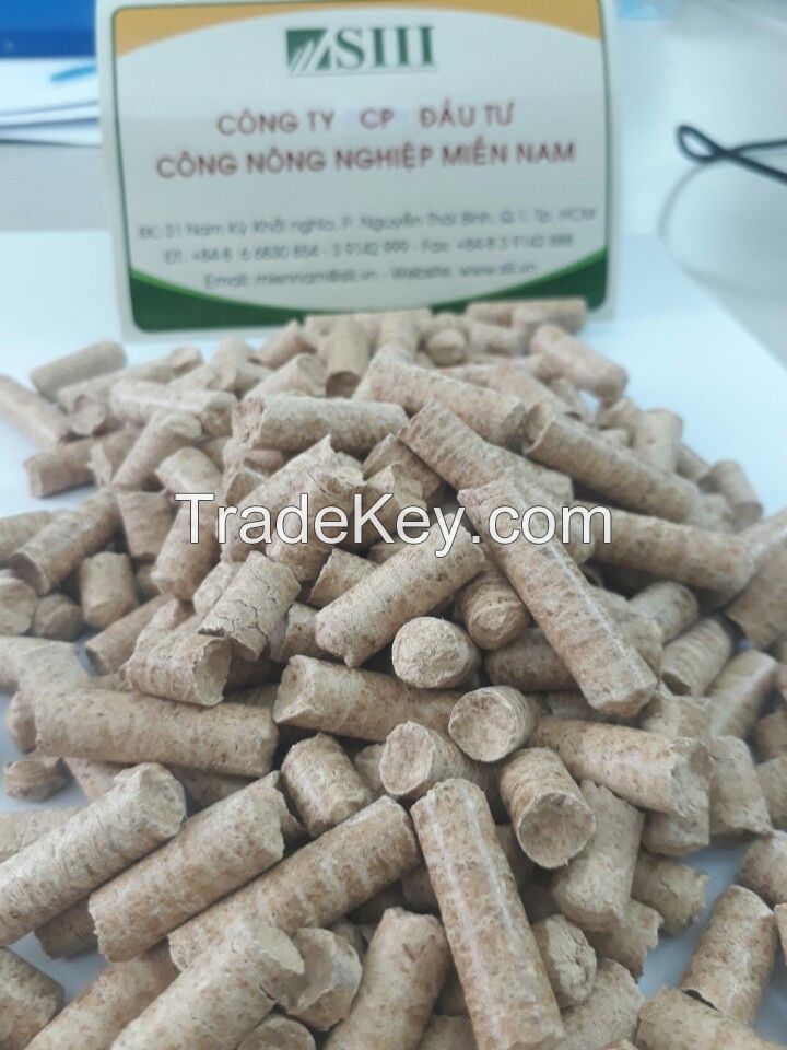 Wood pellet