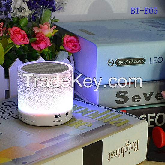 New arrived bluetooth speaker with fm radio , fm radio usb sd card reader speaker