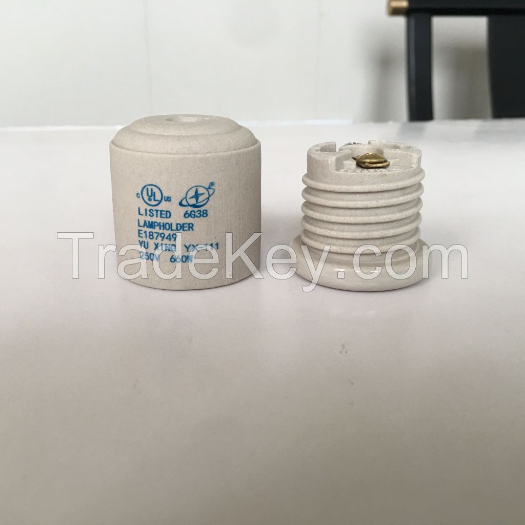 Yuxing UL Certified E26 Ceramic Lamp Holders