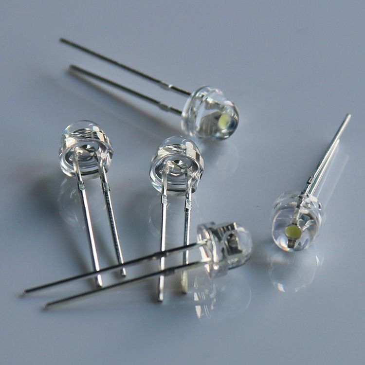 Hot Sale 4.8mm Straw Hat LED White DIP LED Diode 120 degree