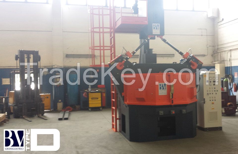 Shot blasting machine with rotary table for metal surface cleaning