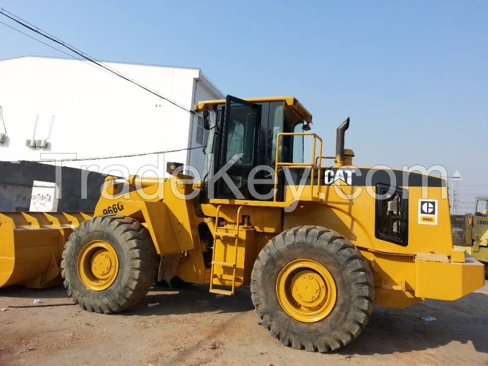 Caterpillar 966 Wheel loader with front bucket Wheel loader Front loader