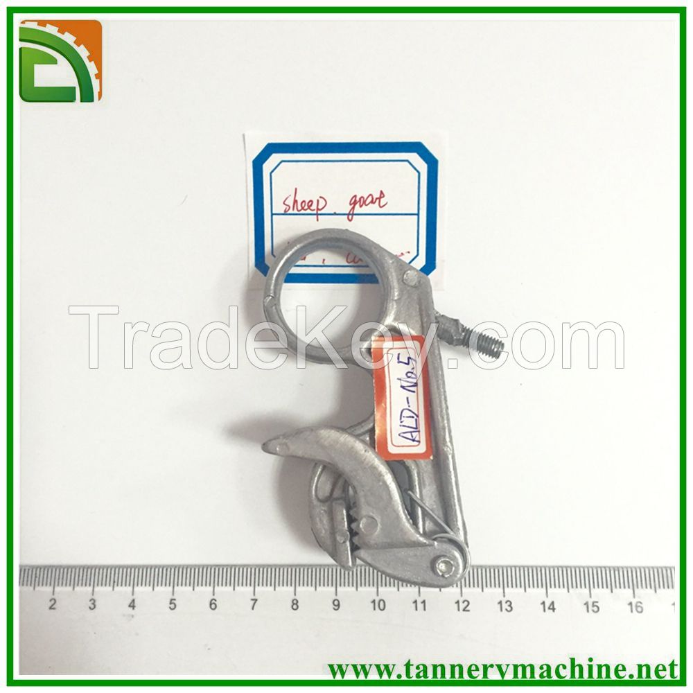 ALD-NO.5 middle size aluminum toggle clips