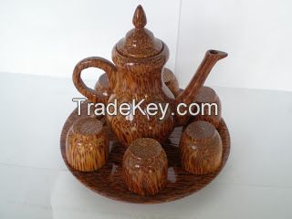 Coconut wood teapot