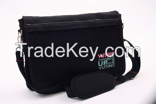 Vutino Shoulder Bag