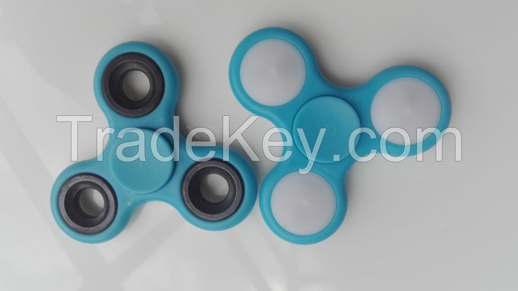 Logo printing custom 2017 hot popular kid adult hand finger toy fidget spinner with competitive price