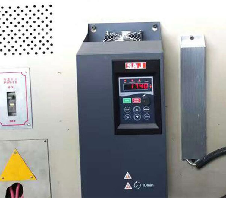 Variable Frequency Drive 0.75-2.2kW Single Phase Inverter