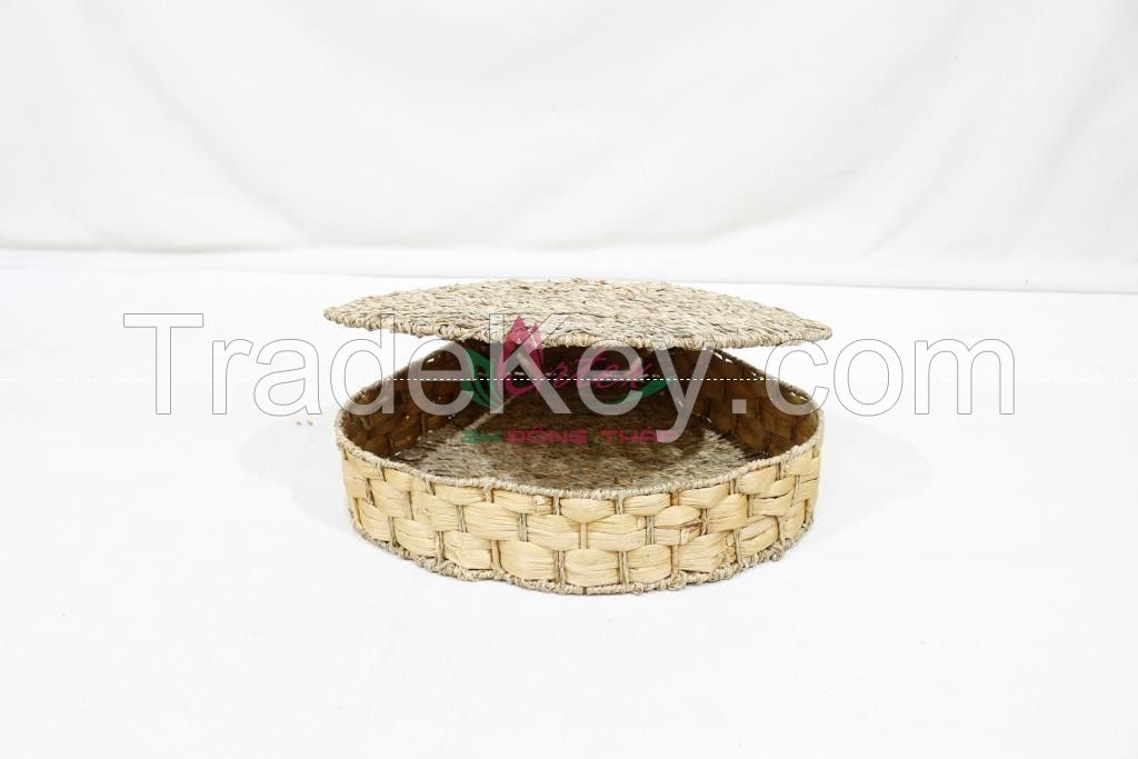 Handwoven water hyacinth tray for decor, mussel shape -SD10723A-1-1NA