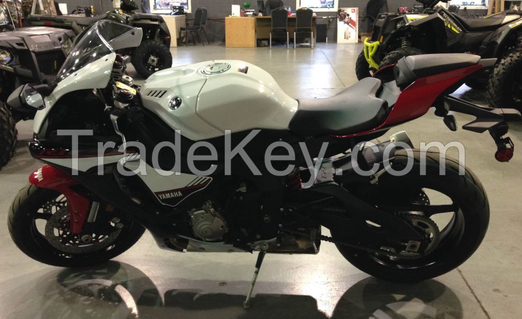 Yamaha YZF-R , r1 bike latest model