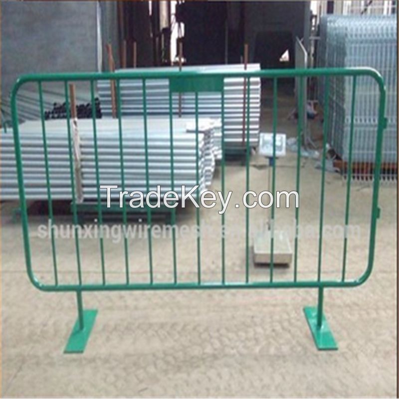 Cheap price crowd control barrier fence for sale