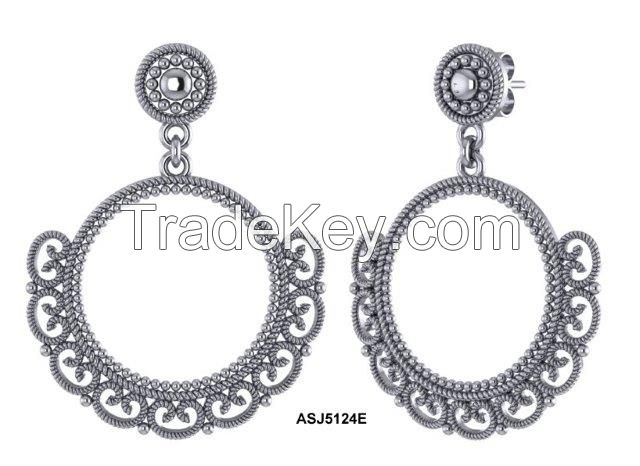 filigree earring 