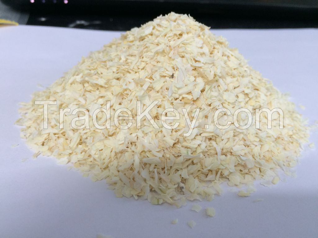 DEHYDRATED WHITE ONION CHOPPED A GRADE