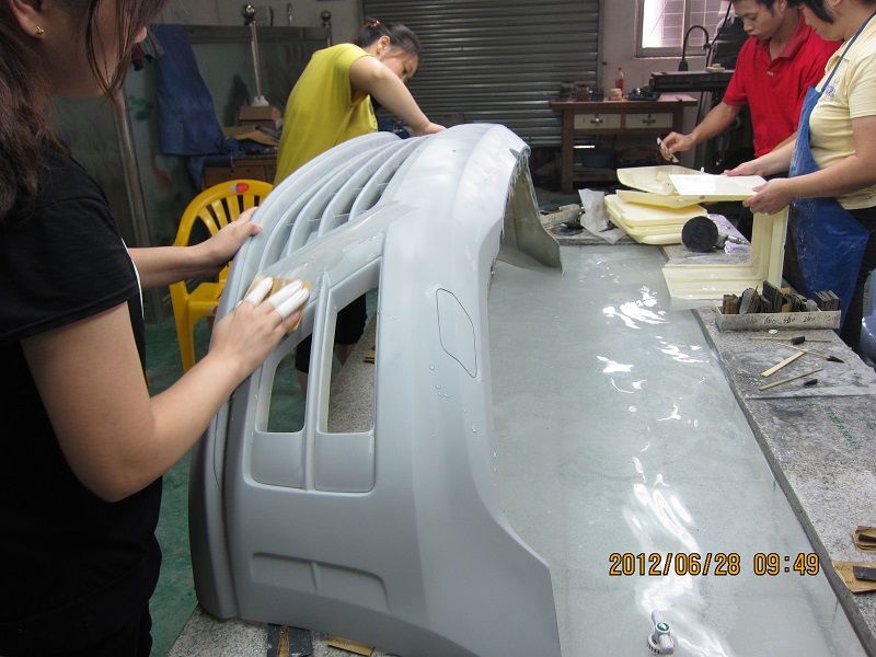 Car bumpers mold