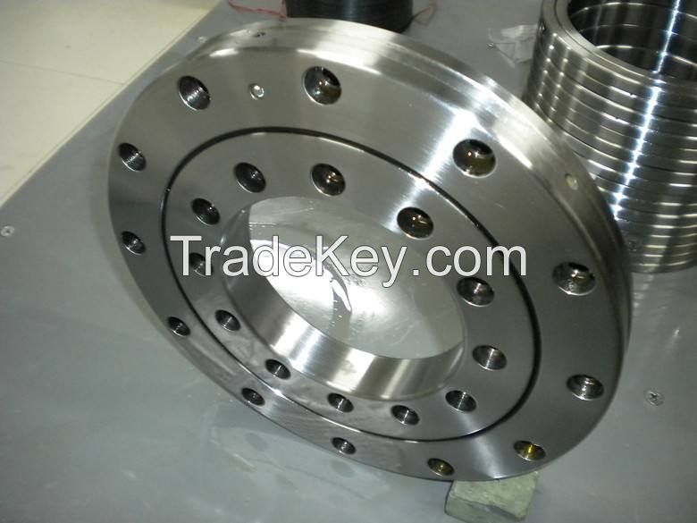 Cross roller bearing RU124G UU CC0 P2 B G X - N