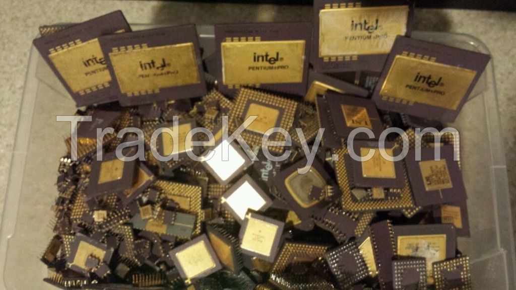 CPU CERAMIC PROCESSOR SCRAPS , RAM SCRAPS, MOTHERBOARD / Intel Pentium Pro Ceramic CPU