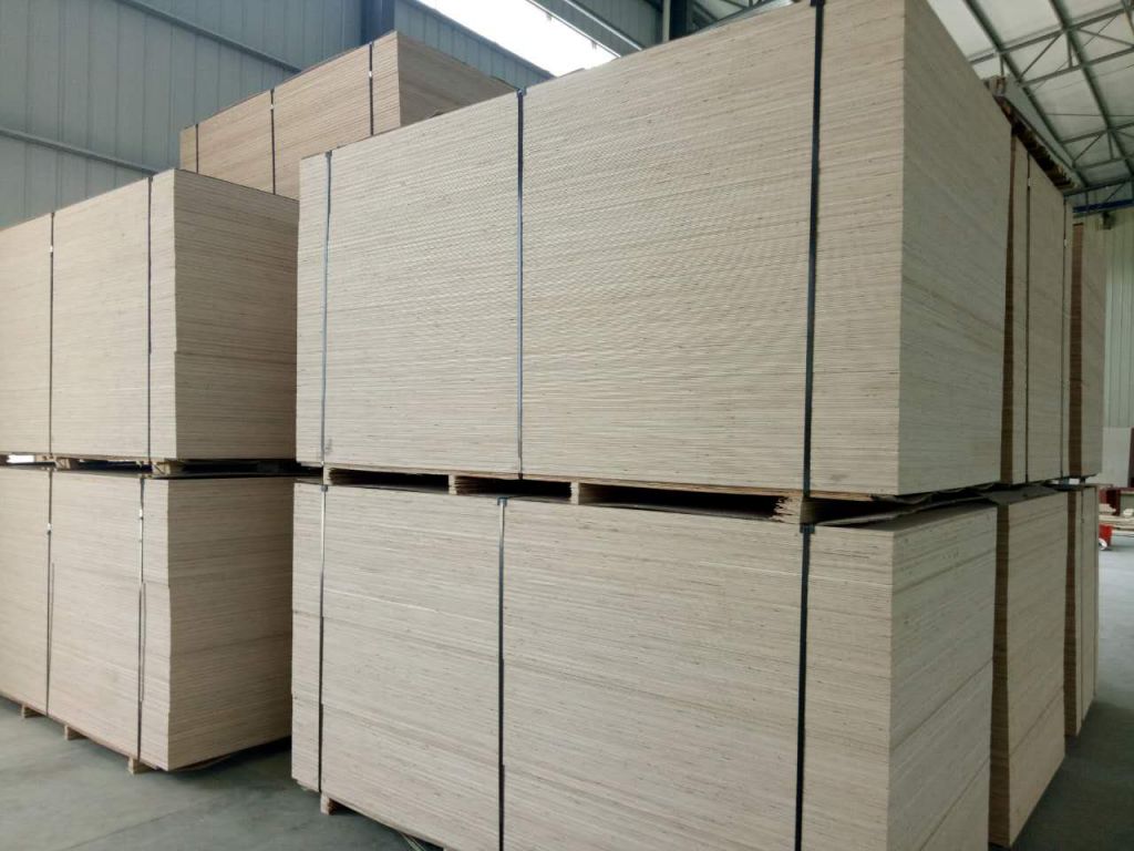  Hot Sale Factory Price Commercial Plywood