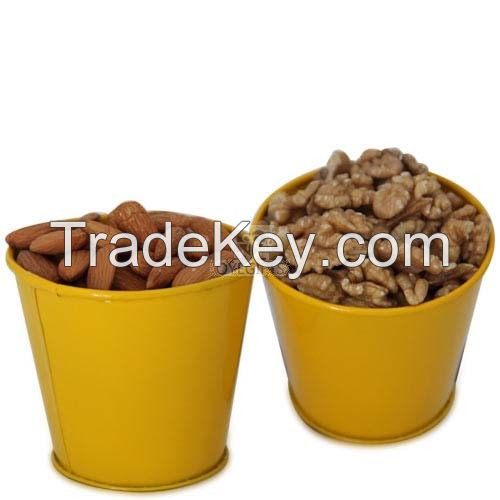 Almonds N Walnuts Pack