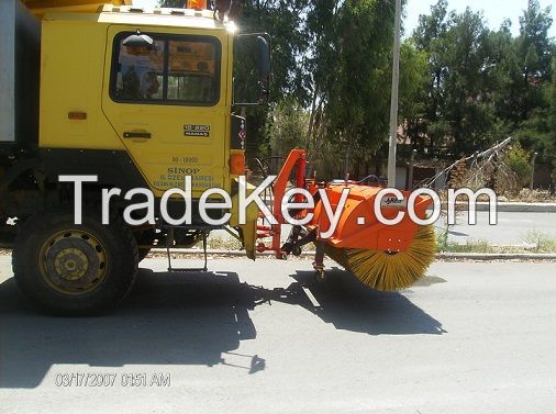 Front Mounted Road Sweeper