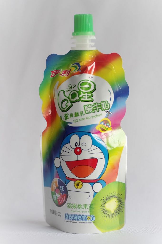 Yogurt, sour milk high-barrier packaging custom-shaped spout doy-pack