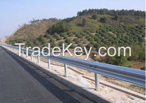 W-beam highway guardrail /road barrier/ traffic guardrail