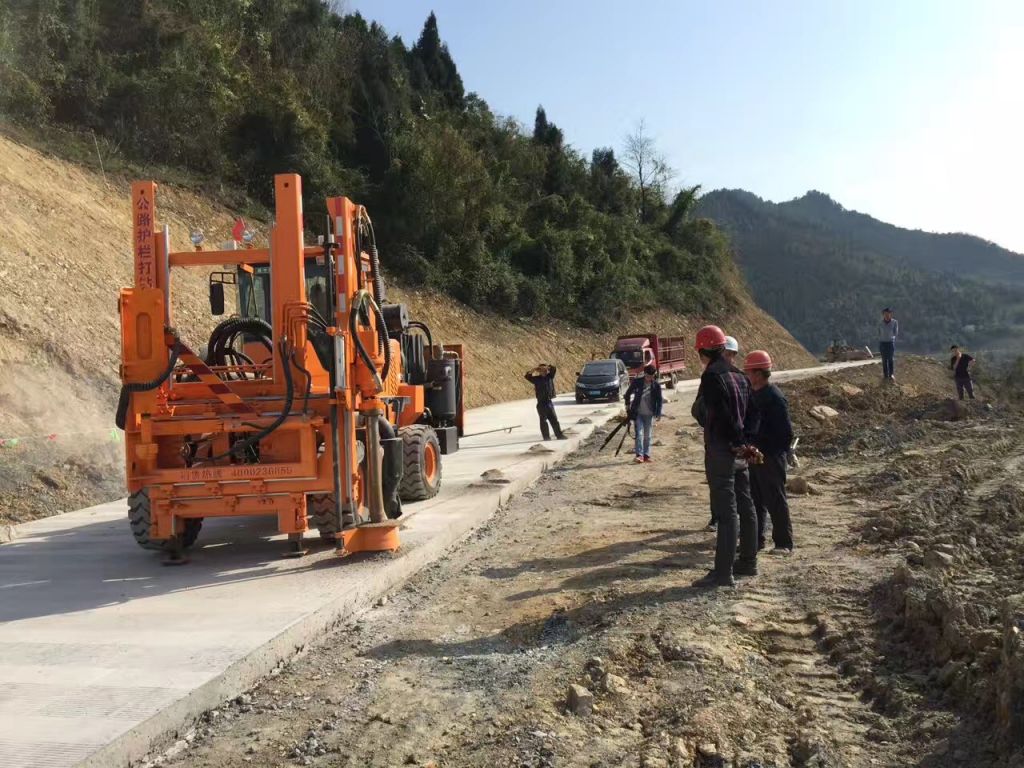 Highway Guardrail Pile Driver