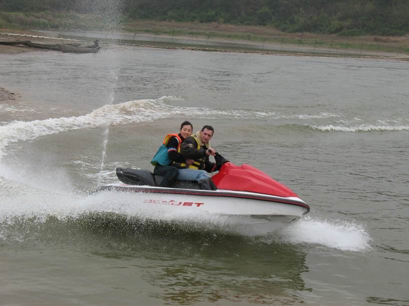 jet ski(900cc 2 stroke)