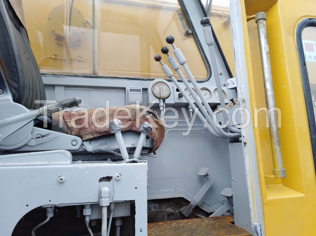 Used Tadano Truck Crane TR250E