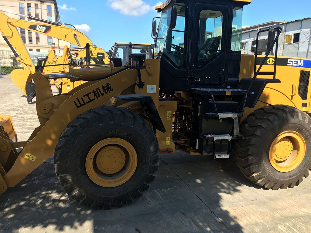 Latest SEM 655D Wheel Loader