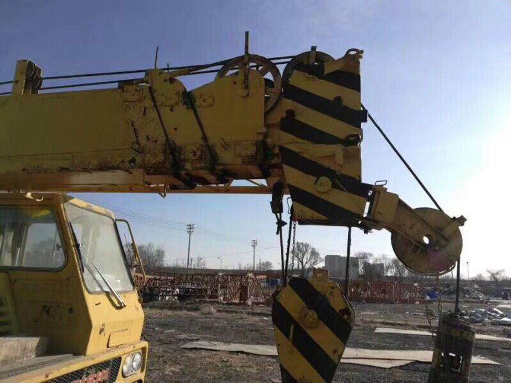 Used Tadano 25T Truck Crane