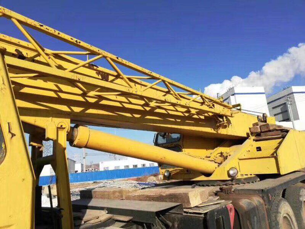 Used Tadano 25T Truck Crane