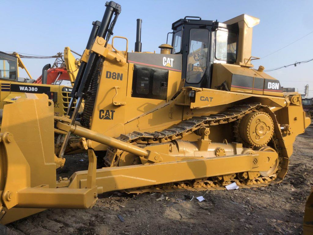 Used CAT D8N bulldozer