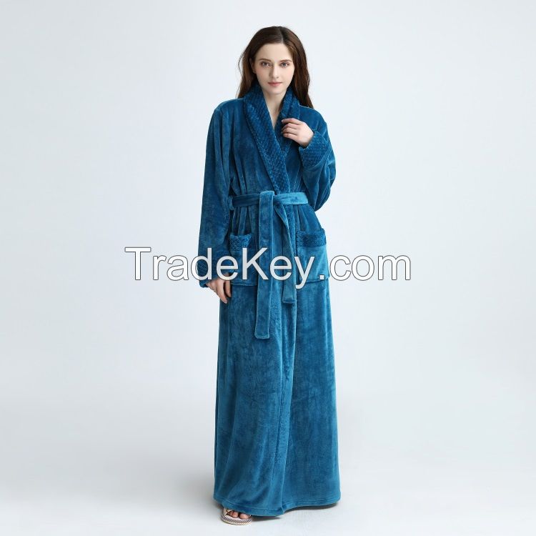 Chinese supplier high quality  flannel fleece/coral fleece bathrobe