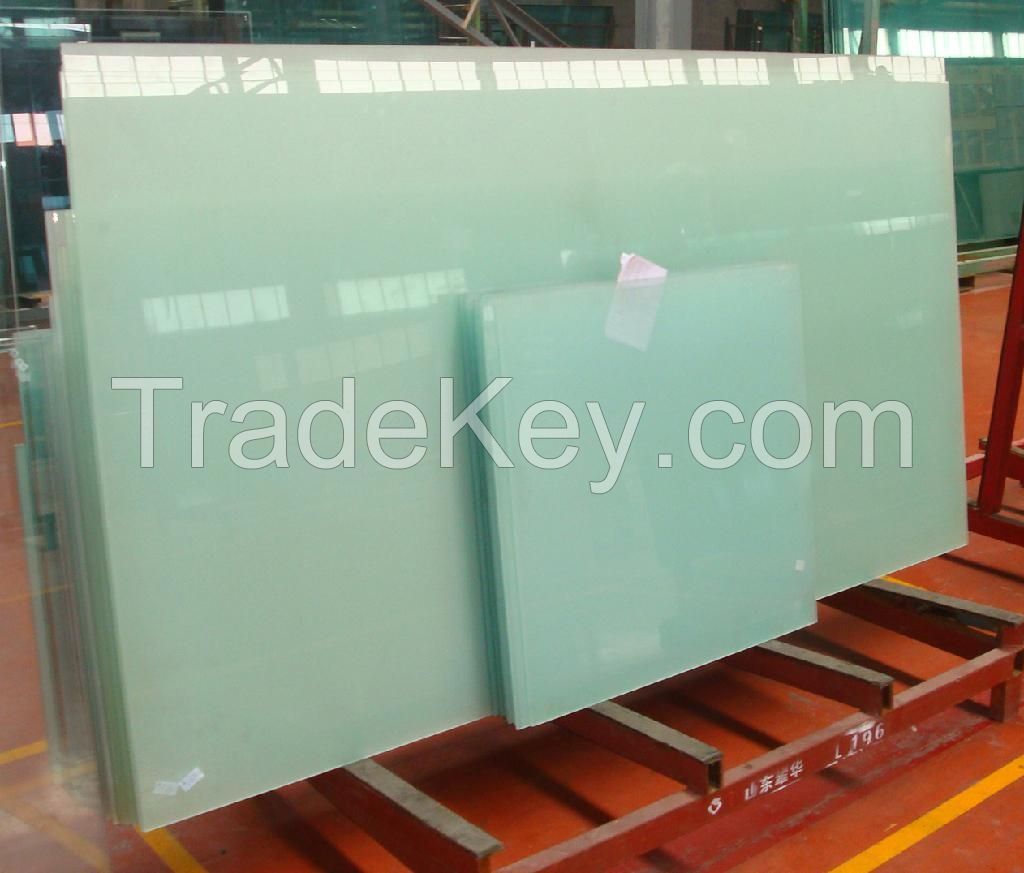  Laminated glass