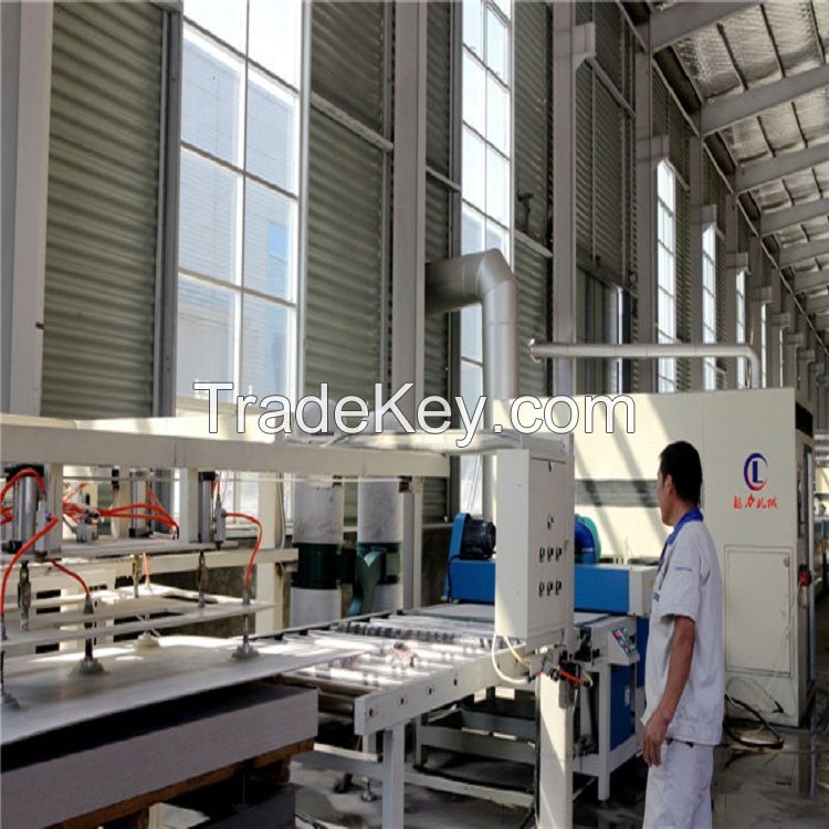 Insulation decorative integration production equipment