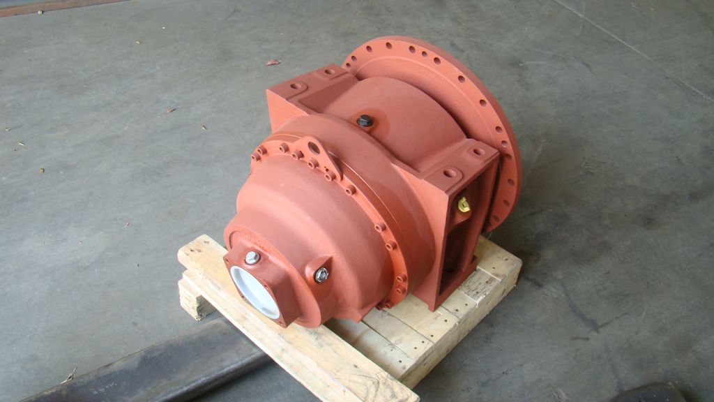 Gearbox for concrete mixer truck